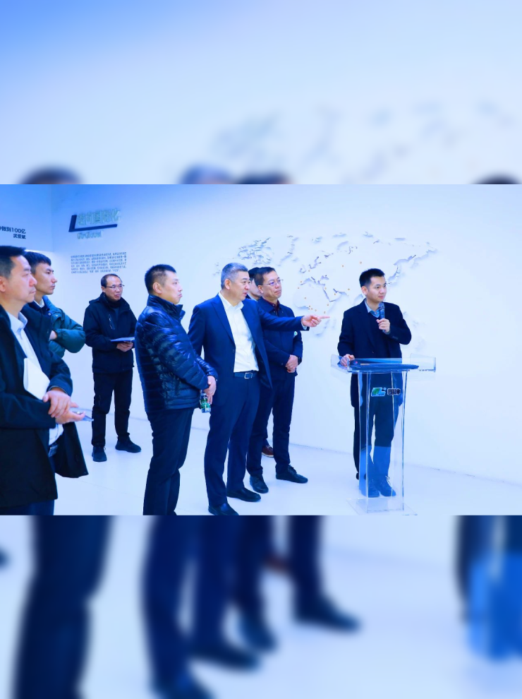 鞍鋼數(shù)科，朗坤