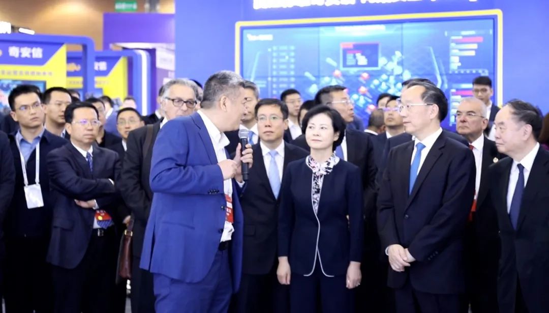 1698028927540040114.jpg 221.jpg