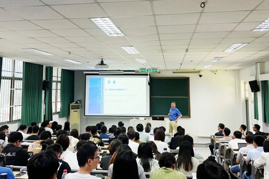 1722244789800052095.jpg 1722244789800052095.jpg