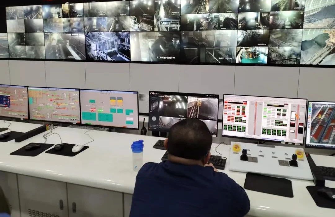 1744264762595070198.jpg 1744264762595070198.jpg