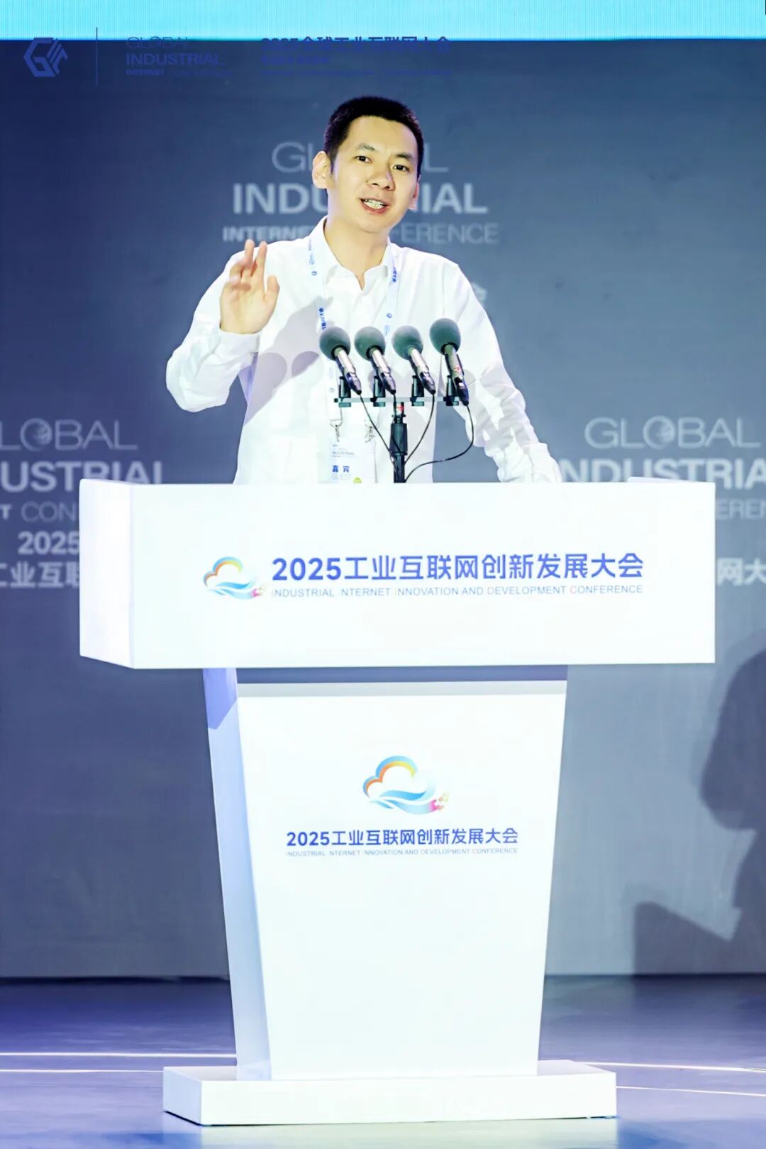 1757670481141011358.jpg 1757670481141011358.jpg